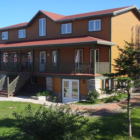 Gite La Maison Chez J.P. Bed And Breakfast Havre Aux Maisons Eksteriør bilde